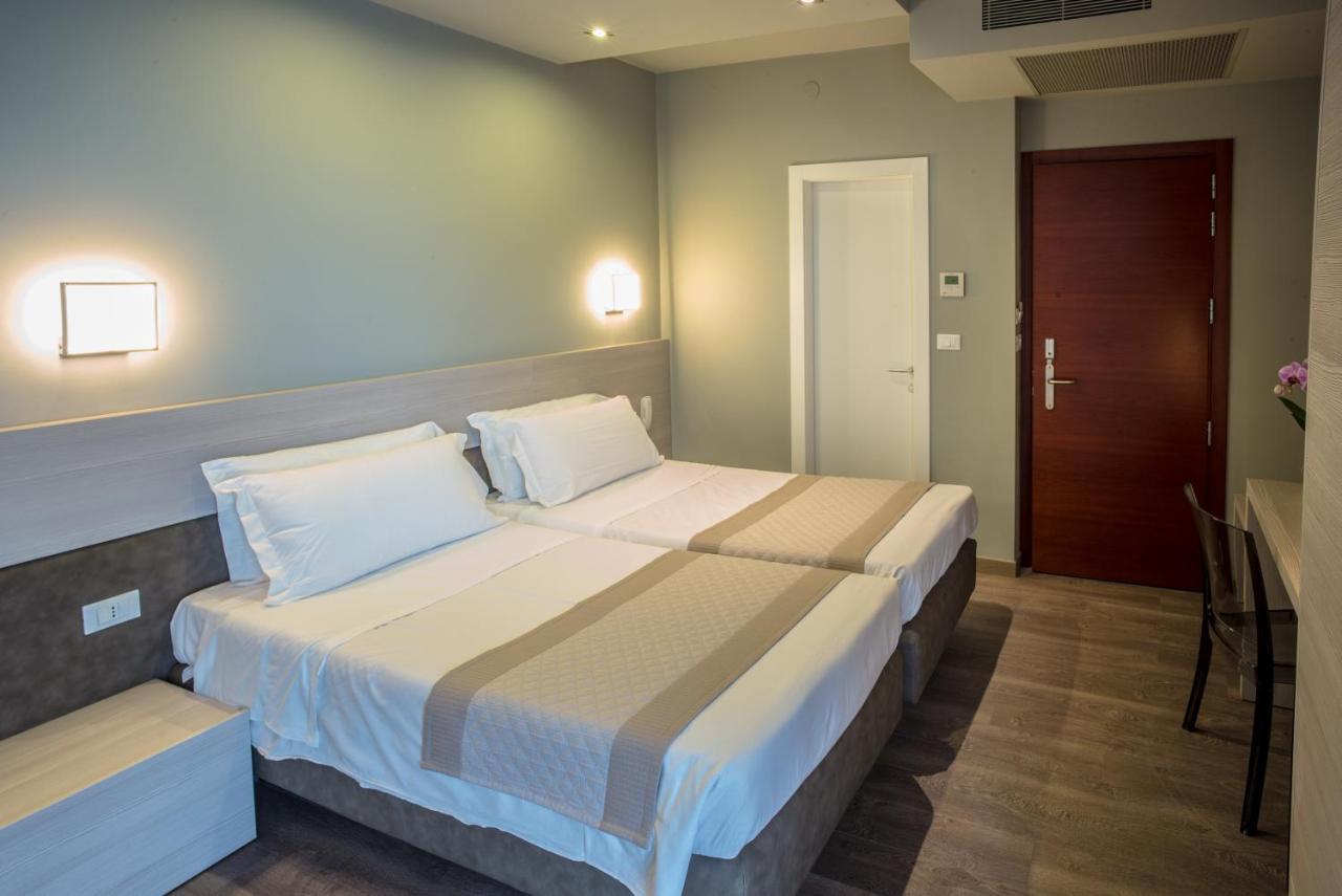 Hotel Cesare Augustus Jesolo Extérieur photo
