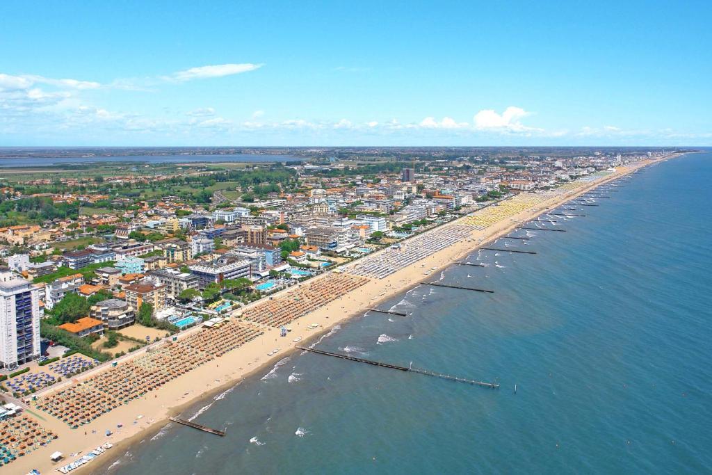 Hotel Cesare Augustus Jesolo Extérieur photo