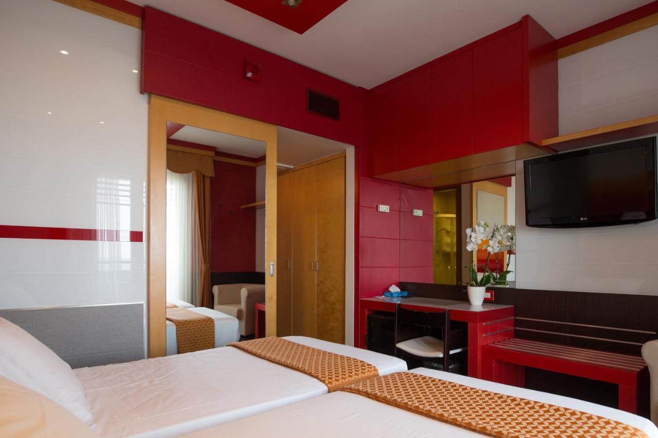 Hotel Cesare Augustus Jesolo Extérieur photo